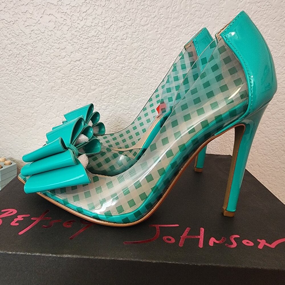 Betsey Johnson Turquoise Heels - Sz 5